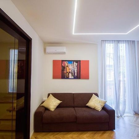 Sibilla Suite Apartment - Via Piella 14 Boloňa Exteriér fotografie