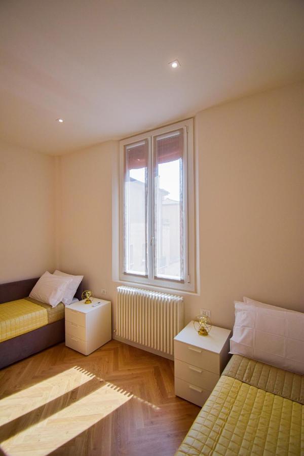 Sibilla Suite Apartment - Via Piella 14 Boloňa Exteriér fotografie